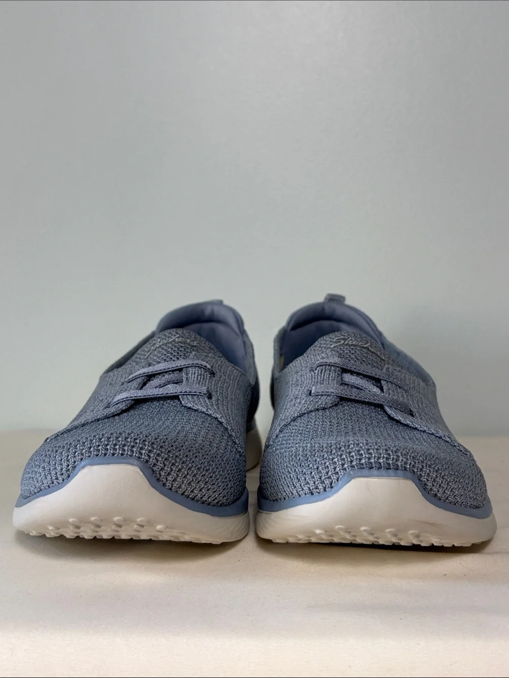Skechers pair slip